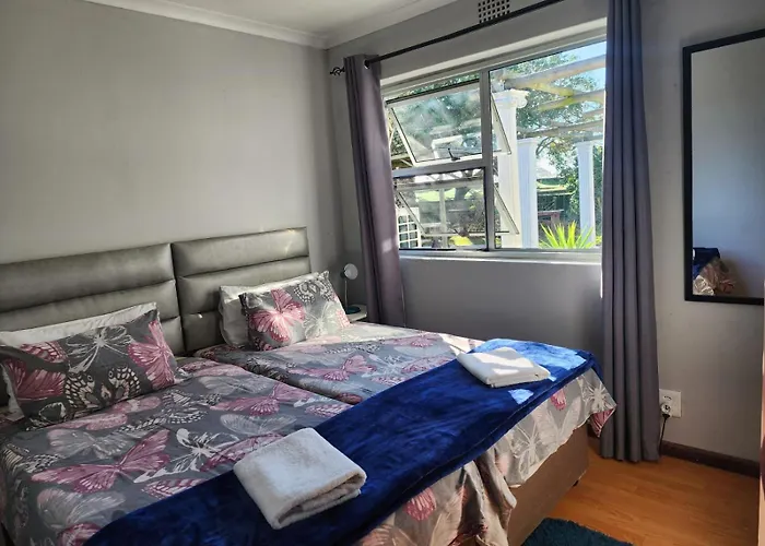 Pelican Accommodation Ottery